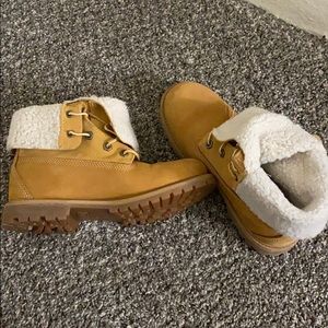 Women’s Waterproof Timberlands